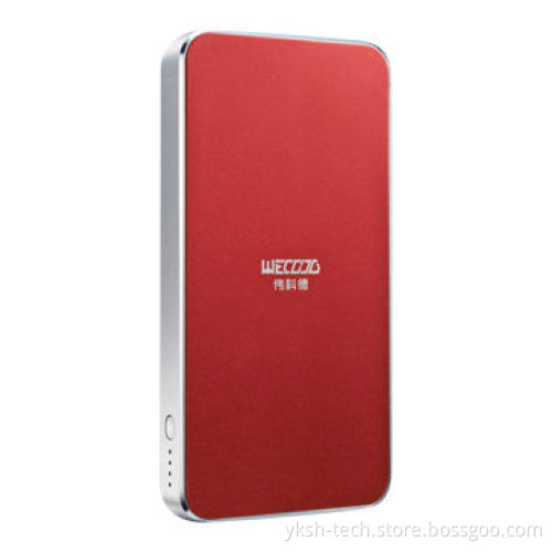 Power Bank, Suitable for iPhone 4 with 6,000mAh Capacity, Comes in Red